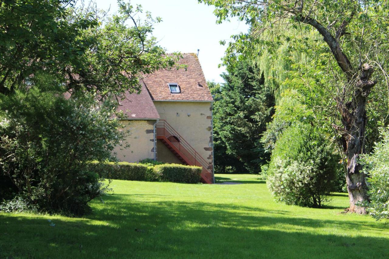 Le Domaine Du Petit Tertre - Spa En Exterieur Saint-Jean-d'Asse Exterior photo